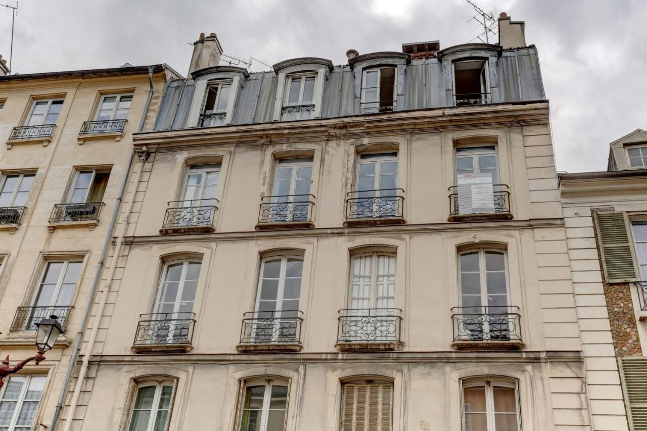 Apartment Le Royale- Versailles